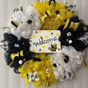 Yellow, Black, and White Welcome Wreath